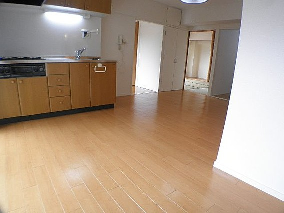 西芦屋グリーンハウスの居間・リビング