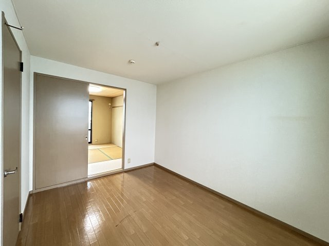 エントピア梅美Bの洋室|洋室です