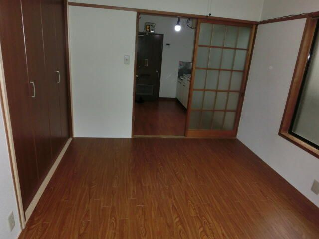 ハイツ富士見台の玄関