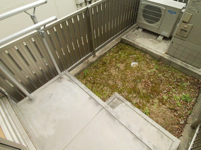 メゾンベージュの庭