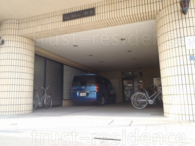 【エントランス】 | サン・オリーブ新名 | 建物の内部です