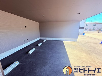 仮）八女　戸建て　ガレージ付き　賃貸住宅の駐車場