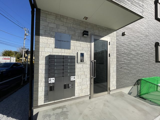 L`Appartement221+　のエントランス