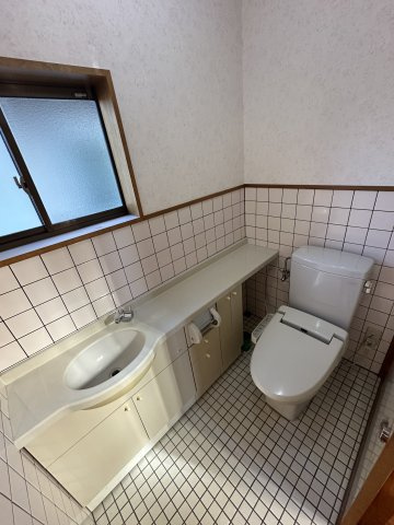豊田市京町2丁目貸家のトイレ