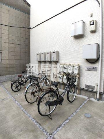 T.place浅草のエントランス|駐輪場