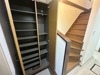 【玄関】 | 江戸川区南小岩２丁目 売戸建