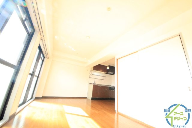 ヴィラパストラルⅠの居間・リビング