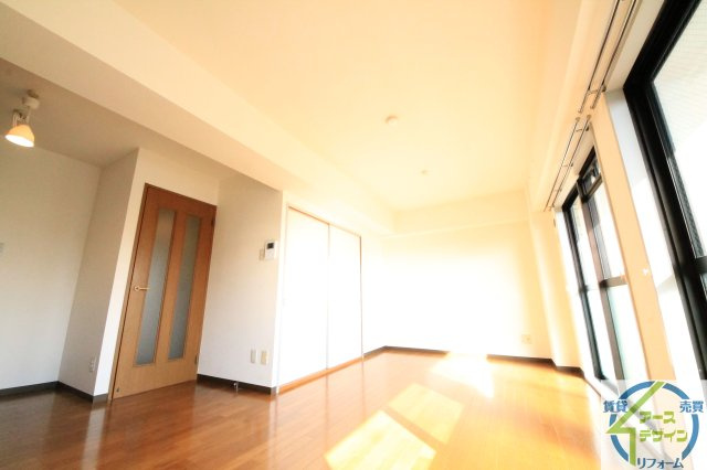 ヴィラパストラルⅠの居間・リビング