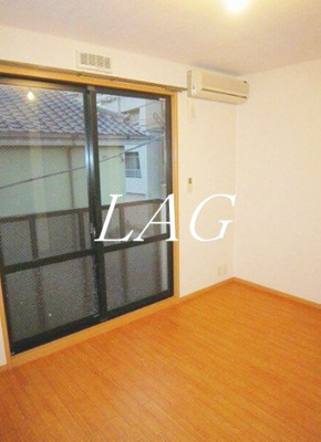 【居間・リビング】 | ラフィネ | 洋室のお部屋です。