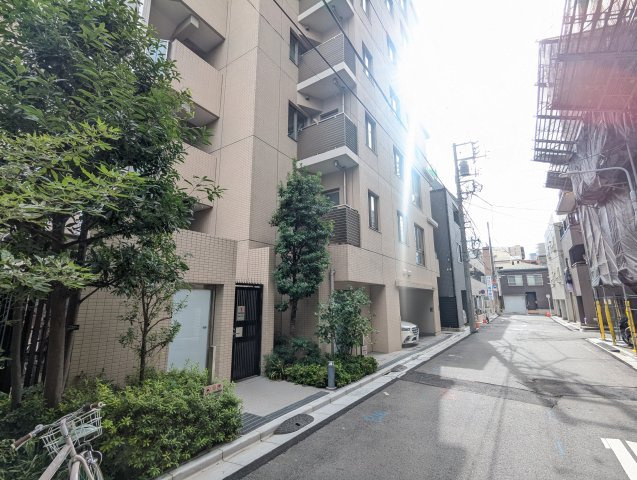 プラウド上野松が谷の外観