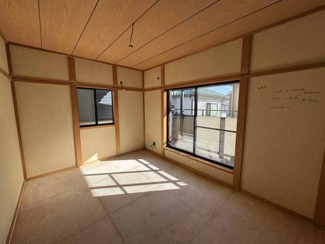 2026年2月フルリフォーム完成予定です。間取り変更、クロス張替え、フロアタイル重ね張り、室内クリーニング予定です。