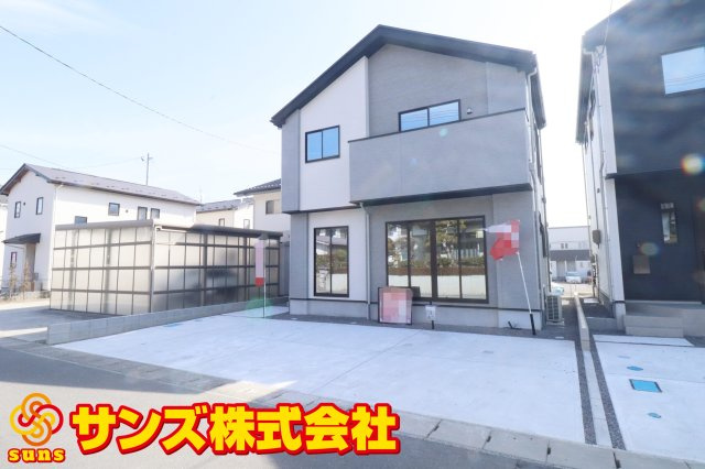 郡山市八山田6丁目　　  ２号棟　　　行徳小学校、行健中学区　の外観|北西側から見た駐車場を含む外観
