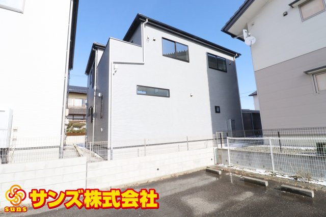 郡山市八山田6丁目　　  ２号棟　　　行徳小学校、行健中学区　の外観|南西側から見た外観