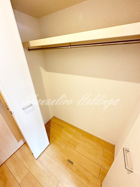 プラシードの収納|広々としたクローゼット