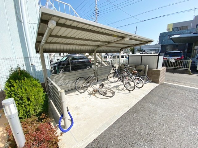 プラシードのその他共用部分|バイク・自転車駐輪可