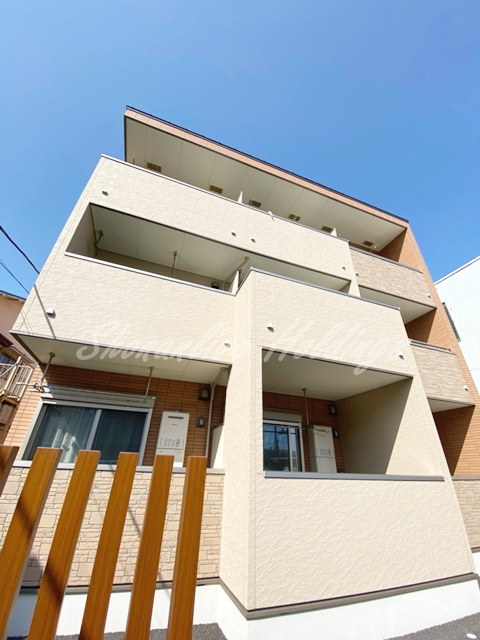 プラシードの外観|設備充実の大手施工♪