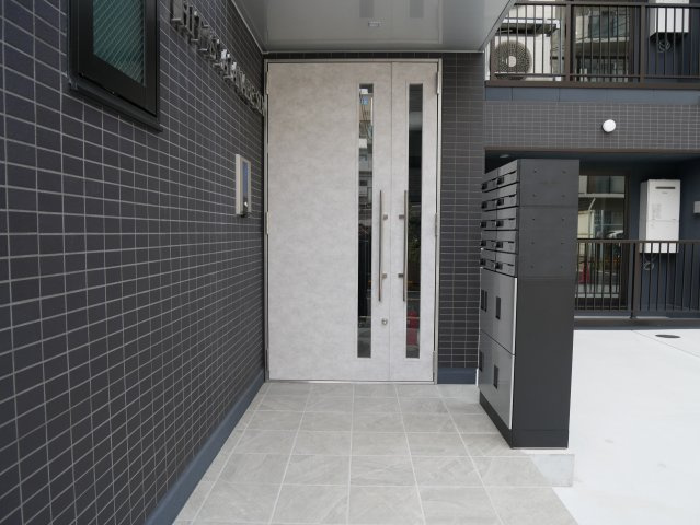 【エントランス】 | HIT KITATANABE SIX