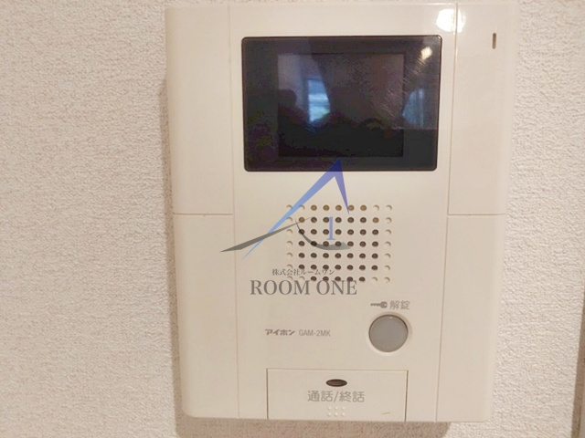 プラージュ白金台のセキュリティ|モニター付インターホンです。