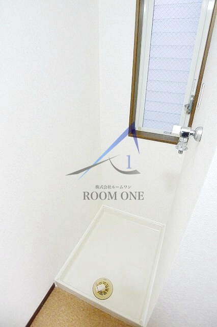 南品川フラッツのその他|洗濯機置場です。