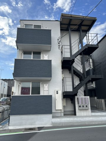 【賃貸アパート】エバーズ鶴ヶ島の外観|おしゃれな外観です