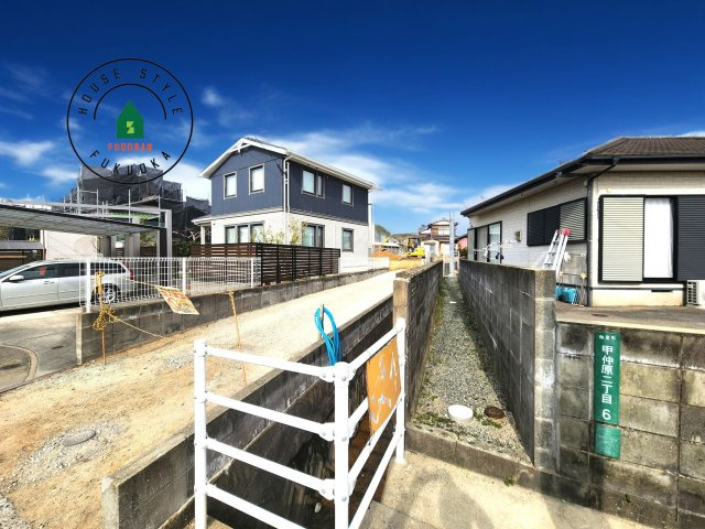 糟屋郡粕屋町甲仲原2丁目第3-1棟（1号棟）の前面道路含む現地写真|見学の時間などお気軽にお問い合わせ下さい。