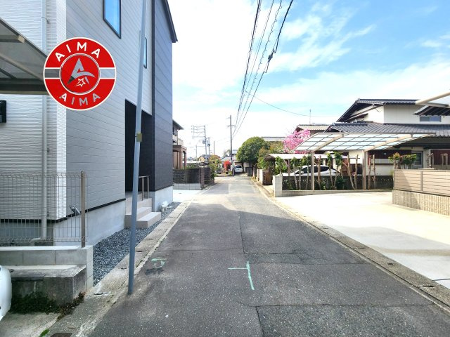 太宰府市朱雀4丁目第4-2棟（1号棟）　の前面道路含む現地写真|前面道路です。