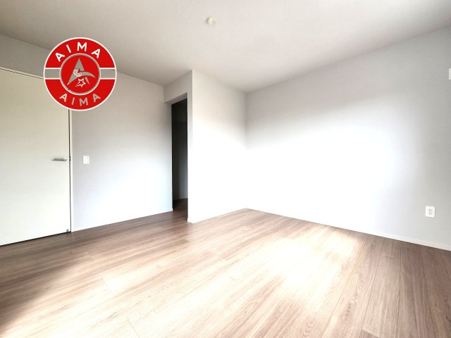 太宰府市朱雀4丁目第4-2棟（2号棟）　の内観：施工例|主寝室には収納力に優れたクローゼットがありますので、お部屋もすっきり片付きます。