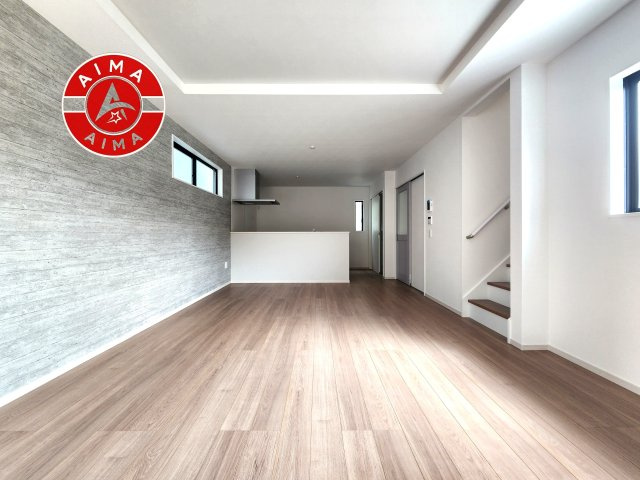 太宰府市朱雀4丁目第4-2棟（2号棟）　の内観：施工例|キッチンからリビングをしっかり確認できます。家族の笑顔があふれる空間になりそうですね。