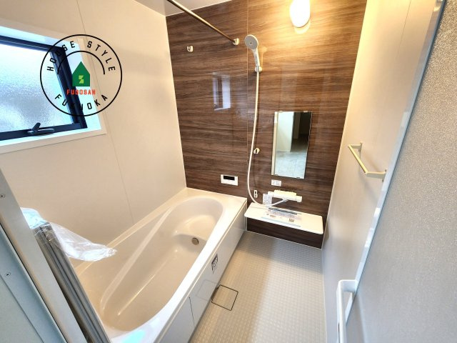 福岡市城南区七隈2丁目第6-2棟（2号棟）の浴室|1日の疲れを癒してくれる広々バスルーム。雨の日のお洗濯にも大活躍な浴室乾燥機付です！