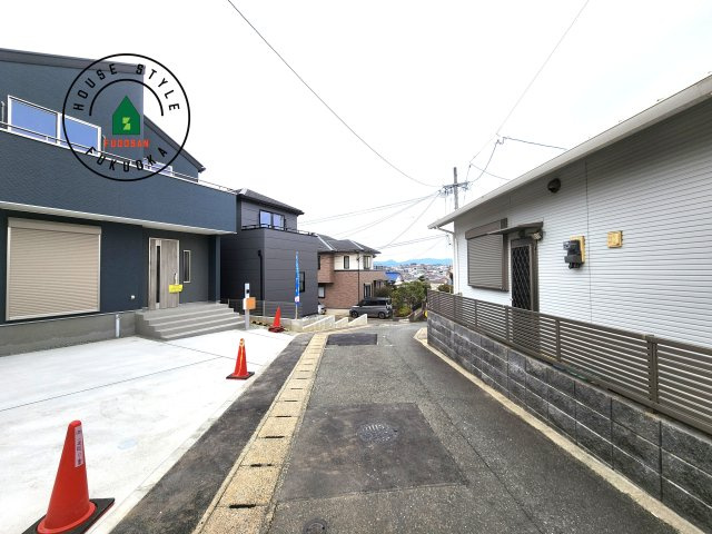 福岡市城南区七隈2丁目第6-2棟（2号棟）の前面道路含む現地写真|前面道路です。