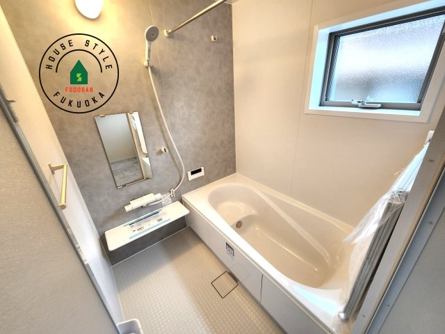 福岡市城南区七隈2丁目第6-2棟（1号棟）の浴室|1日の疲れを癒してくれる広々バスルーム。雨の日のお洗濯にも大活躍な浴室乾燥機付です！