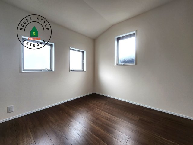 福岡市城南区七隈2丁目第6-2棟（1号棟）の子供部屋|穏やかな光が差し込む室内には、穏やかな時間が流れます。