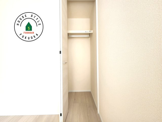 福岡市南区長住5丁目第8-3棟（3号棟）の内観：施工例|収納には困りません。