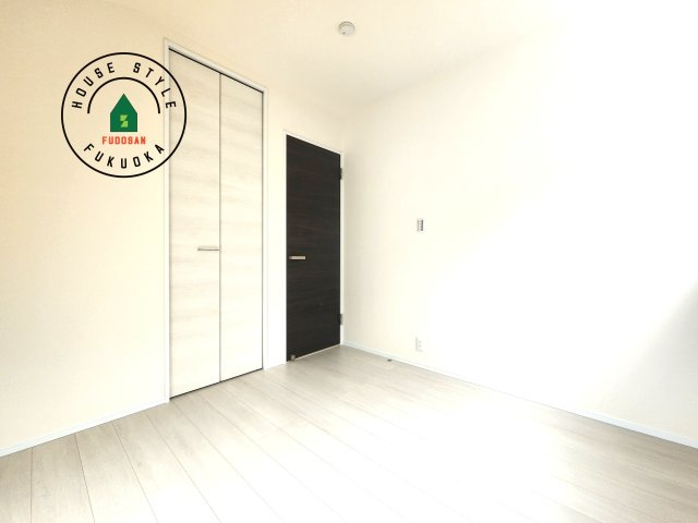 福岡市南区長住5丁目第8-3棟（3号棟）の内観：施工例|和室を上手に活用すると暮らし方の幅が広がります。例えば普段は開け放して、子供の小さいうちはお昼寝や遊びのスペースに。畳はソフトなので転んでもケガをしにくく安心です