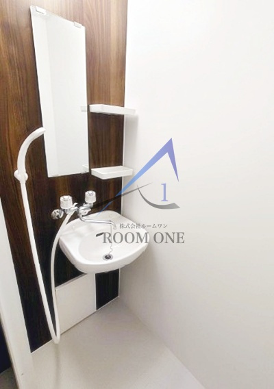 エスアールＮＩＰＰＯＲＩのシャワールーム|シャワールームです。