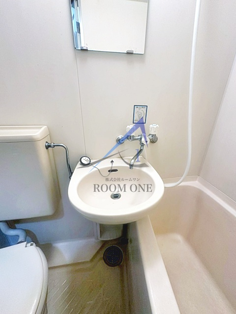 マンションヒストリーの洗面所|洗面台です。