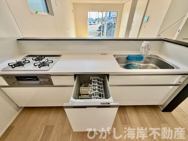 藤沢市大庭   新築戸建   全2棟のキッチン|食洗器付きシステムキッチン