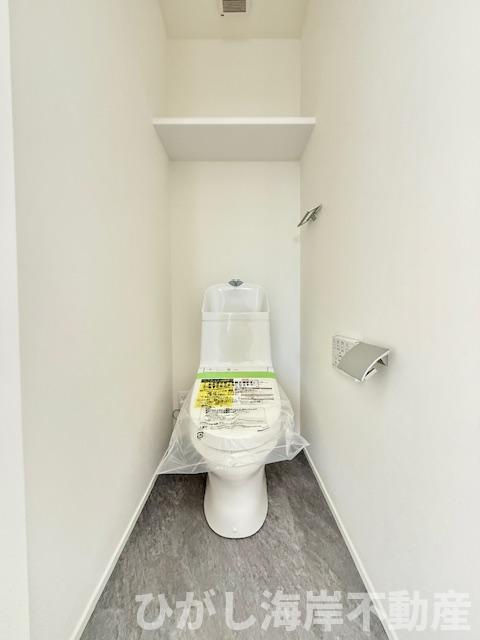 藤沢市大庭   新築戸建   全2棟のトイレ|洗浄機能付きお手洗い