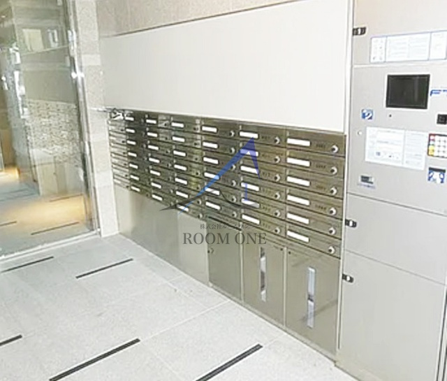 ディアレイシャス武蔵中原のその他共用部分|集合ポストです。