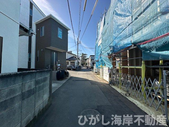 藤沢市羽鳥3丁目　新築戸建　全6棟の前面道路含む現地写真|1月31日撮影　建築中　現地外観