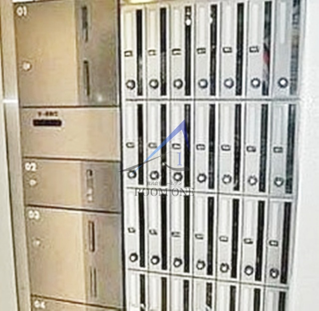 ラグジュアリーアパートメント森下のその他共用部分|宅配ボックスです。