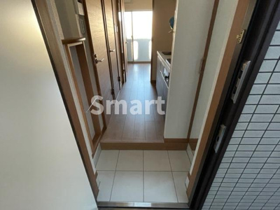 【玄関】 | モン・シャトー松庵 | シンプルで使いやすい玄関です