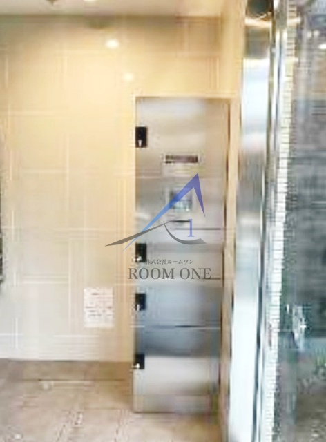 メゾンアルシュのその他共用部分|宅配ボックスです。