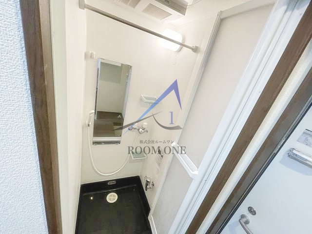 ルームズ中野Ｂの浴室|シャワールームです。