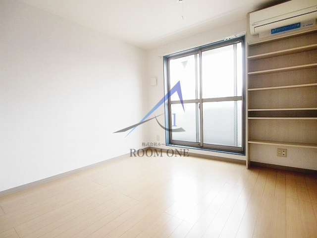 オーパス中野の居間・リビング|洋室のお部屋です。