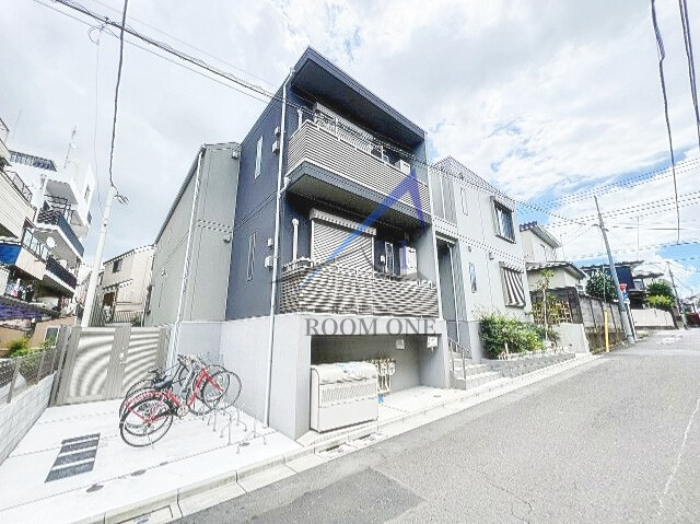 インフォレスト