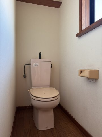 【角地】屋根・壁改築済×立地良好！　那須塩原の綺麗な空き家♪のトイレ