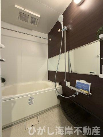 パテラスクエア平塚の浴室|新規リフォーム完了！　浴室乾燥機付きユニットバス