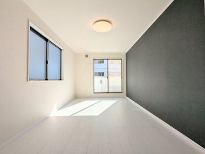 【寝室】 | 葛飾区東四つ木２丁目の戸建 | ～主寝室写真～