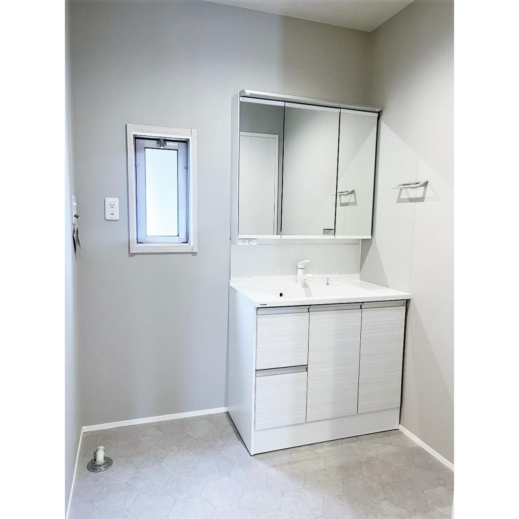 流山市膝丸戸建貸家　Ｄ棟の独立洗面台